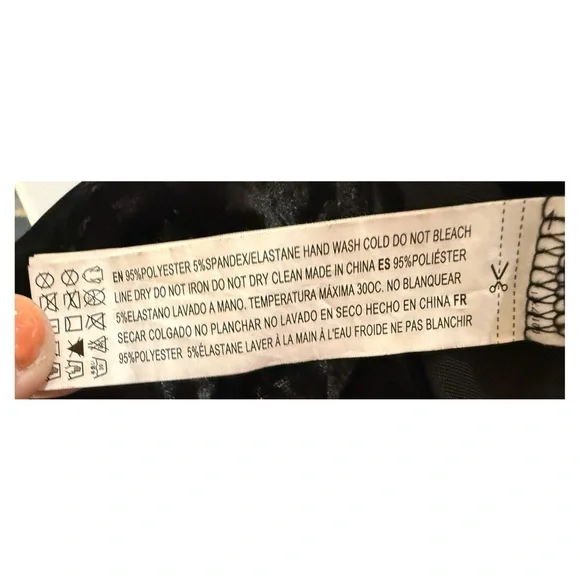 Forever 21 - Crushed Velvet Bell-Bottom Pants - Black - Size Medium - Picture 7 of 7